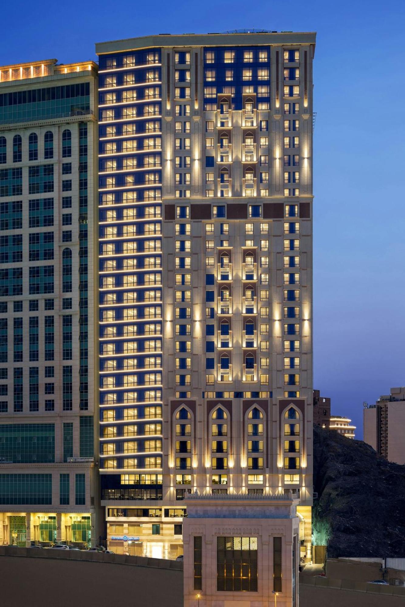 מכה Sheraton Makkah Jabal Al Kaaba Hotel מראה חיצוני תמונה The Ritz-Carlton, Riyadh